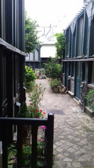 Petit studio de 18m² au cœur de Paris. Le séjour comprend une "grande" pièce à v Bordeaux, France Studio cosy au cœur de Paris. Entire rental unit vacation rental 21848637