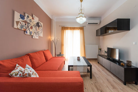 Apricot is a bright & comfortable apartment, minutes away from the Rotunda and t Thessaloniki, Greece #Apricot: Bright Comfortable Apt by halu! Apts Entire serviced apartment vacation rental 51997689