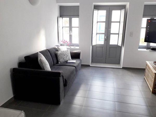 Beautiful Cycladic house  situated  in the traditional  and picturesque village  Greece Studio CYCLADES Design with every confort Cycladic home vacation rental 29899626