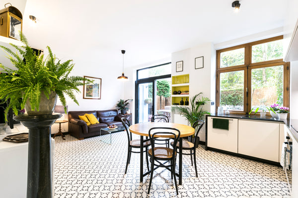 Situé à Bruxelles, dans l'ancienne conciergerie d'un immeuble des années 40 styl Bogota, Colombia Havre de paix avec jardin Entire rental unit vacation rental 32355875