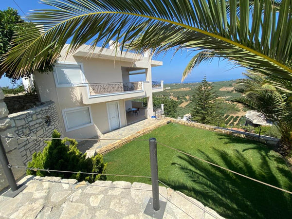 “Thea” Residence located in the heart of Roumeli village. It is only 3km away fr  “Thea” Residence - 3km from beach Entire vacation home vacation rental 53389369