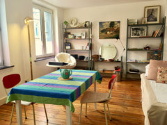 appartement ideal pour une personne seule ou en couple avec la possibilité de lo Brussels, Belgium Super petit appart Saint Gilles/Porte de Hal Entire rental unit vacation rental 36888480