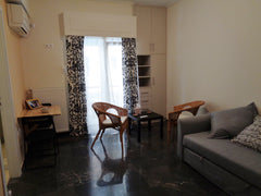 A recently renovated colorful 30 square meters studio-apartment, with kitchen an GR Cosy colorful renovated studio centrally located Entire rental unit vacation rental 18869819