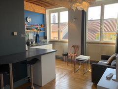 Séjournez au ♥️ du quartier historique des travailleurs de la soie appelés autre Lyon, France Joli T2 au cœur des pentes X-rousse, au calme Entire rental unit vacation rental 31882026
