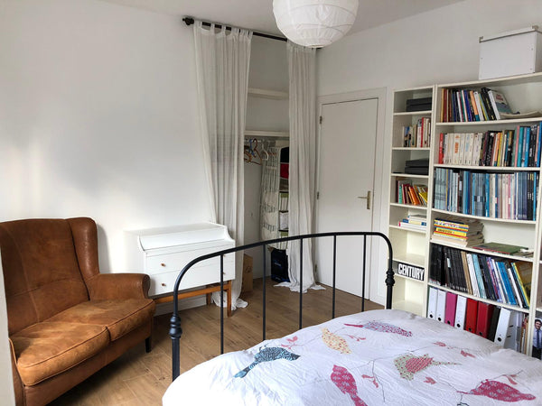 Part time family duplex with very sober vast interior, I can offer you to share  Woluwe-Saint-Lambert, Belgium Kathya's rock Private room in rental unit vacation rental 41576555