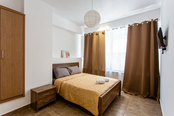 To κατάλυμα βρίσκεται στο Μοναστηράκι σε απόσταση μόλις 2 λεπτών με τα πόδια από GR Ninas Athens Rooms: ERATO Private room in condo vacation rental 49900734