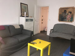 Mon appartement se trouve au 1er étage d’un immeuble sur cour au calme, la campa Paris, France Confortable 2 pièces au calme, proche Montmartre Entire rental unit vacation rental 28874974