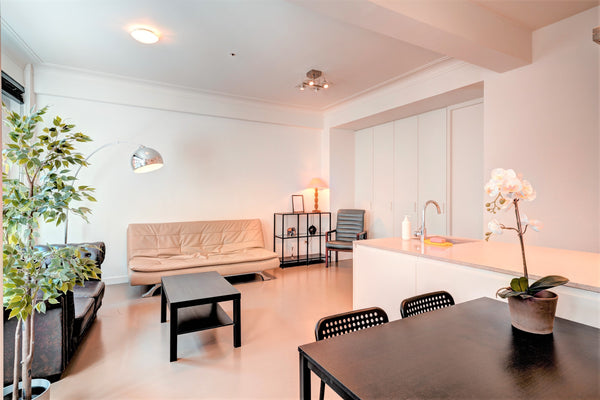 Right in the center of Antwerp on the best possible location. Just next to the f Antwerp, Belgium Meir Lodge. Apartment Heart of Antwerp L1 Entire rental unit vacation rental 35441361