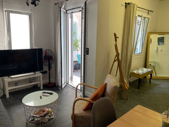 This 67 ㎡ apartment is located on a quiet street less less than 5 minutes on foo Łódź, Łódź Voivodeship, Poland #PETRALONA - charming and quiet apartment Entire condo vacation rental 49321453