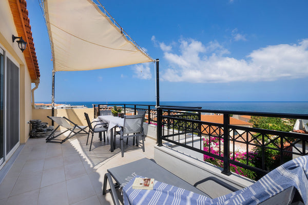 Electra Apartment is a brand new 3-bedroom apartment on the top floor of a small Chania, Greece Electra Apartment, 3 BD, 100 meters from sand! Entire condo vacation rental 51413929