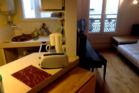 Appartement de 35 mètres carrés, quasi neuf, très bien situé, à 5 minutes à pied  2 pièces proche Tour Eiffel Entire rental unit vacation rental 7092223