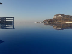 The house is about 5 min walk from the centre of Chora.It has beautiful view ove Greece Ampelos Folegandros Private room in serviced apartment vacation rental 30340103