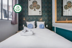 The apartment is located in the heart of the 8th district in the neighborhood ca  Saint-Lazare - Opera 35: apartment for 5 Entire rental unit vacation rental 29004037