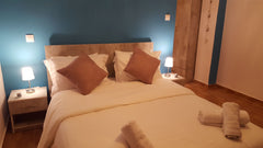 To Zoe´s Studio είναι ιδανικό για ζευγάρια, ή για οικογένειες με παιδί. Πρόκειτα Chalandri, Greece Zoe's Studio Queen Balcony Entire condo vacation rental 31891695