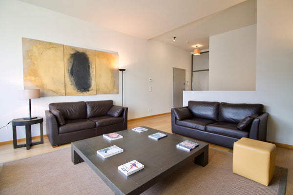 Amazing location for this beautiful and spacious duplex apartment fully equipped Brussels, Belgium ✴ Splendid 3 Bedroom - Louise area ✴ Entire rental unit vacation rental 40719595