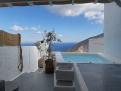 HERO CAVE is part of KALLISTI CASTLE in PYRGOS VILLAGE SANTORINI island !<br />A Thera, Greece HERO  CELL CAVE  with outdoor  plunge pool Cave vacation rental 39464800