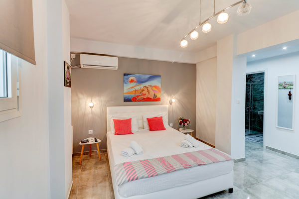 A full renovated Studio all in one 30m. A luxury studio in one of the most beaut Athens, Greece Green-Lux studio 2' from metro Petralona. Entire rental unit vacation rental 26496151