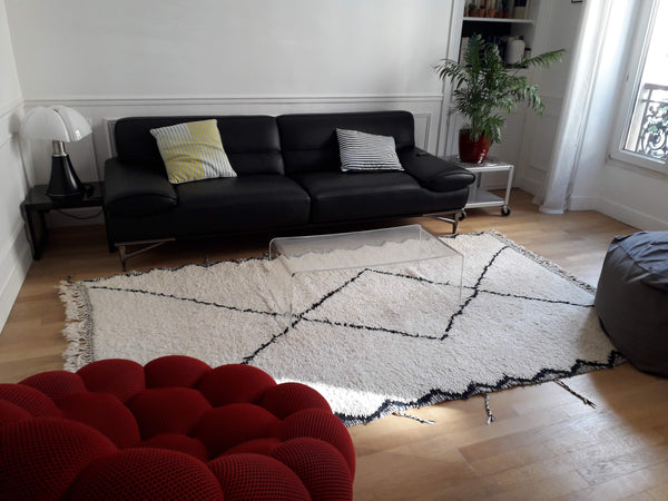 If you are dreaming of the comfort of a 3BR apart on the hillside of Montmartre, Paris, France LARGE FAMILY APARTMENT IN MONTMARTRE Entire rental unit vacation rental 21074060