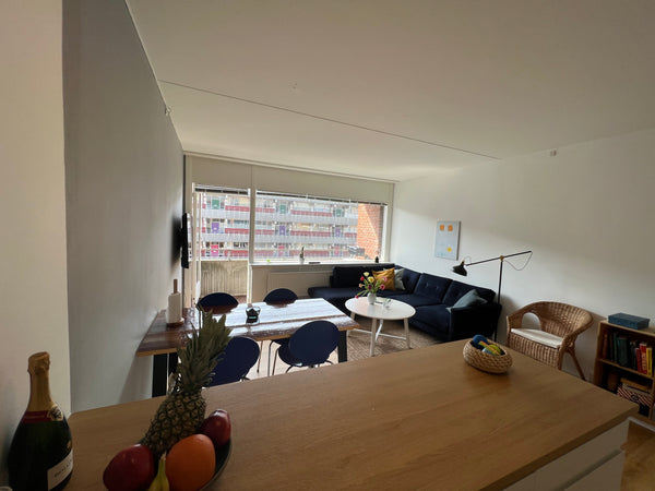 Spacious apartment located in the heart of the awarded coolest neighbourhood in   Modern Nørrebro apartment with sunny balcony Entire condo vacation rental 608601940973481403