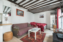 Beautiful renovated studio in the high Marais <br />The flat is brand new as the Paris, France Cosy  apartment  located in paris 3 Entire rental unit vacation rental 22925880