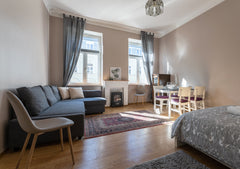 Very bright and comfortable apartment near the Hauptbahnhof and direct accessibi Kyiv, Ukraine Graces Studio near to Hauptbahnhof and Old City! Entire rental unit vacation rental 49072665