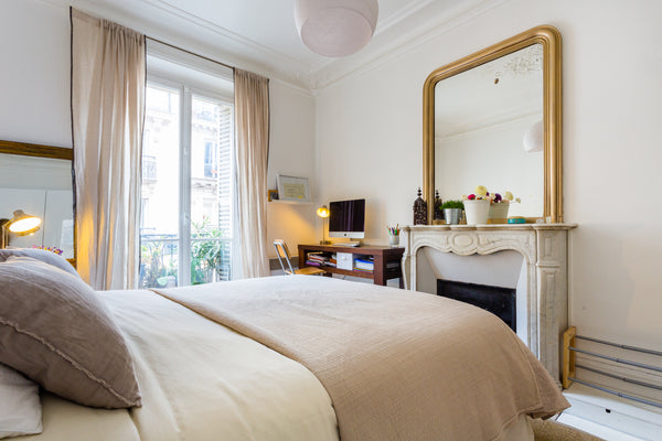 Appartement cosy,chaleureux, idéalement placé à 10mn du Sacré coeur et de la rue Paris, France Cosy flat Paris, Trudaine, Martyrs, Sacré Coeur Entire rental unit vacation rental 17695710