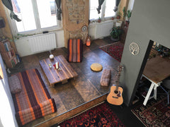 Magnifique loft situé sur le plateau de La Croix Rousse dans le mythique Mur des  Magnifique loft dans le mythique Mur des Canuts. Entire rental unit vacation rental 53554119