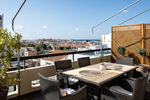 Apartement in the heart of chania city with a large balcony with sea view, locat Chania, Greece Center apartment with Harbour Sea View Entire rental unit vacation rental 20737677