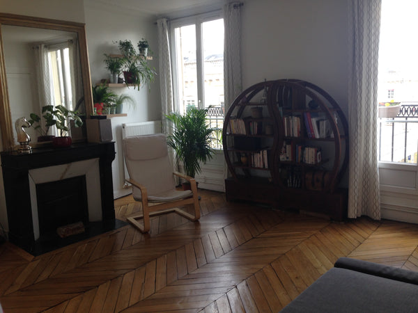 Charmant 4 pièces de 87m² au cœur de Paris. Idéalement situé pour vous rendre à  Paris, France Grand 4pcs, Balcon Canal St Martin Entire rental unit vacation rental 5691243