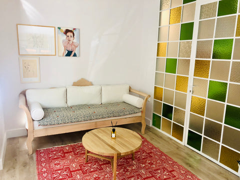 A recently refurbished, elegant ground floor apartment with an independent entra Cyprus Anna's 44 KOLONAKI Square CENTRAL!!! Entire rental unit vacation rental 39826750