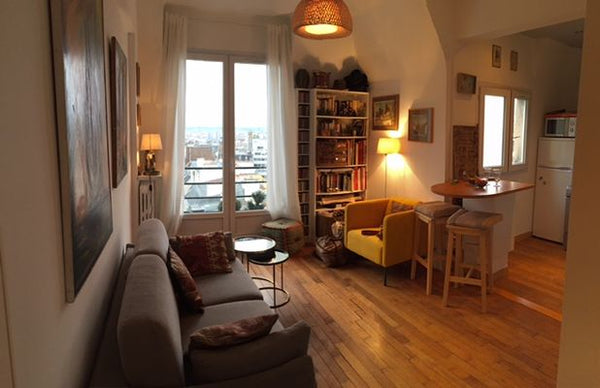 Je vous accueille dans mon studio pour un agréable séjour parisien à 500 m du sa Nimes, France Studio avec vue sur Paris à 500 m du sacré coeur. Entire rental unit vacation rental 19140131
