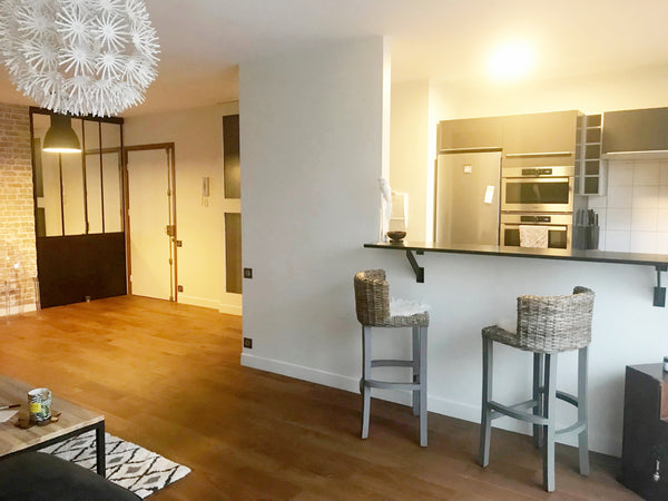 Très bel appartement avec deux balcons, calme, lumineux et confortable dans une  Paris, France Proche Tour Eiffel, grand T3 lumineux avec balcons Entire rental unit vacation rental 28622507
