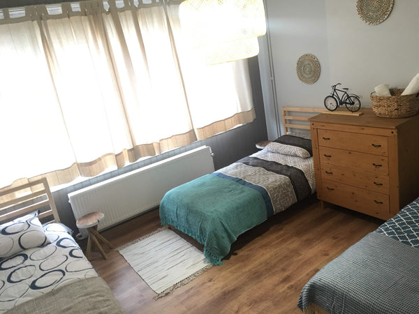 Residência com ambiente estritamente familiar, calma e tranquila. Localizada a a Antwerp, Belgium Residencial Theodoro 3 Private room in guesthouse vacation rental 26954216