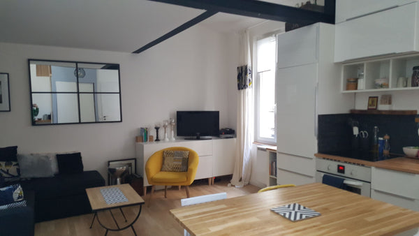 Very quite and cosy apartment located in a typical courtyard of Paris 20th area  Paris, France Le petit loft d'Avron Entire loft vacation rental 17993531