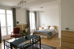 Very quiet and comfortable 35m2 (or 376ft²) apartment with a balcony.<br />Apart Paris, France Charming apartment, Montparnasse Entire rental unit vacation rental 6335052