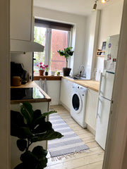 Hyggelig 2-værelses lejlighed i roligt kvarter, kun 2 minutter fra det travle Nø  Hyggelig lejlighed med gårdhave tæt på Nørrebro Entire rental unit vacation rental 620873183893781054