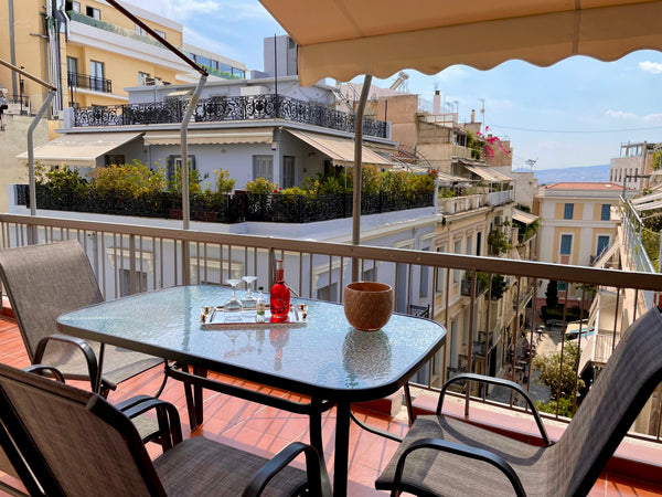 This is a modern, stylish and comfortable penthouse in the historic city-center, Athens, Greece Modern Penthouse in Plaka Entire rental unit vacation rental 23664667