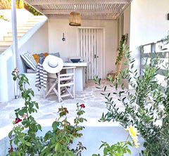 Dioni  is identified as the mother of Roman goddess of love, Venus, or equivalen Texas, United States Dioni Boutique House ~ 36 meters from the beach Entire rental unit vacation rental 37196317