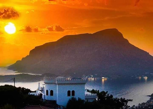 Togos Villa is a wonderful renovated neoclassical 160 square meters that meets t Greece Togos Villa-home kalymnos❤️ Entire rental unit vacation rental 37194195