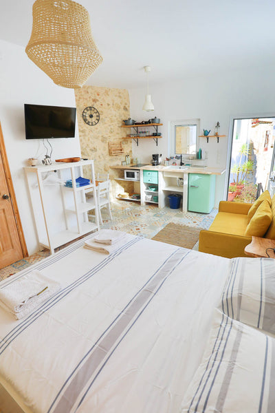 At the ground floor with private entrance, this beautiful and cozy studio is sit Bucharest, Romania Ravi Studio 1 - Kalyves Old Town - 1 min. to beach Entire home vacation rental 50365758