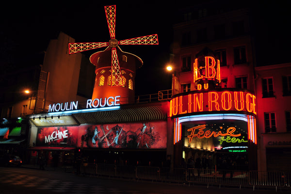 • *24/7 self check-in* using lockbox with code<br />• *Accommodates 4* with fold France ★ Moulin Rouge Getaway ★ 1BR + Desk + Gym weights Entire rental unit vacation rental 23898205