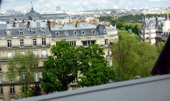 Exclusive location, near of everything. Stunning view. 1min walking from metro s Paris, France Lovely Studio / Tour Eiffel Entire rental unit vacation rental 1068984