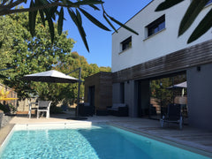 Maison d'architecte avec piscine chauffée et jardin, dans un environnement calme Bruges, France Maison Archictecte avec piscine (proche Bordeaux) Entire home vacation rental 29627195