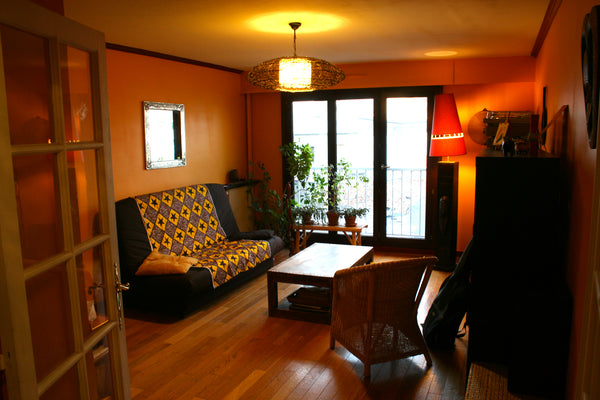 Live like a French!<br /><br />The apartment is comfortable and quiet. The area  Paris, France Appartement familial Entire rental unit vacation rental 3204116