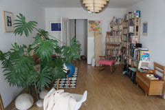 The room is part of a 3 bedroom apprt located 10 min walk form Sacré Coeur. The  Paris, France Nice room in a shared 100m2 appt Private room in rental unit vacation rental 5795491