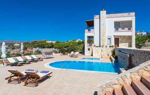 5 Bedrooms, 5 Bathrooms, Private Pool, 1km from the beach.<br />The villa is loc Chania, Greece Oneiro Villa, 5BR, Private Pool, Chania Entire villa vacation rental 4612748