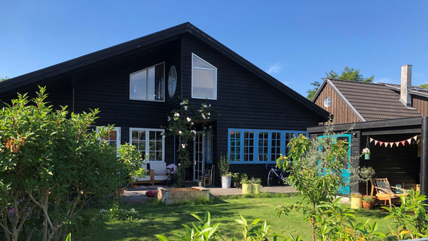 Small house with cosy garden in a little friendly community near city centre. Cl Copenhagen, Denmark House with soul and garden Entire home vacation rental 45078111