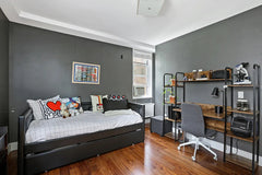Easy access to everything from this beautiful apartment, just steps from the sub New York, NY Rental unit in New York · 1 bedroom · 1 bed · 1 shared bath Private room in rental unit vacation rental 971191303391747052