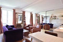 This very cute and typical apartment is conveniently located rue des Archives :  Paris, France New renovated flat - MARAIS - Notre Dame Entire rental unit vacation rental 2954932