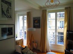 Deux pièces situé au pied du métro Simplon (L4), à 5 min à pied du quartier Jule Paris, France Joli deux pièces proche Jules Joffrin Entire rental unit vacation rental 19517806